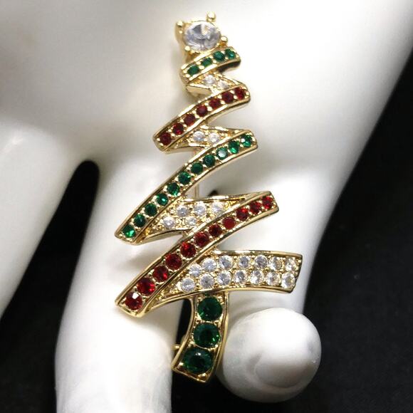 Monet Rhinestone Vintage Christmas Tree Brooch, Gold Plated Pin - Picture 2 of 8